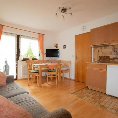 In Weissbach A D Alpenstrasse Apartment *